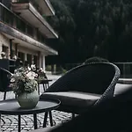 Vaya St Anton アパートホテル 4*