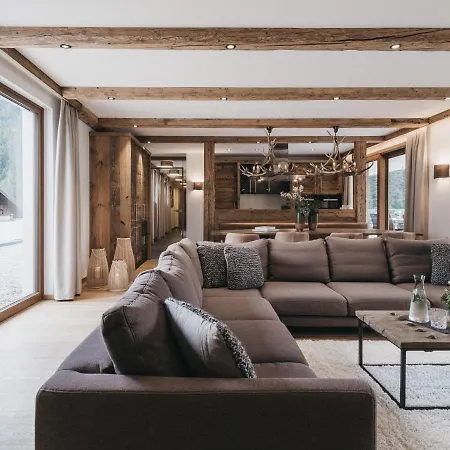 Vaya St Anton Апарт-отель 4*