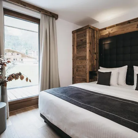 Vaya St Anton Aparthotel 4*