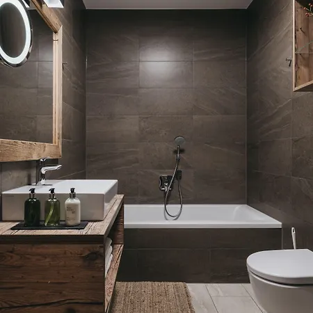 Vaya St Anton Апарт-отель 4*